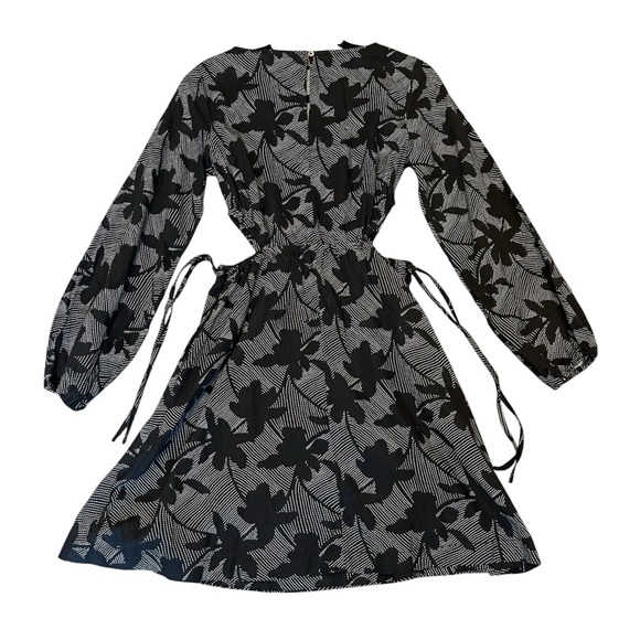 Universal Threads Black White Animal Print Cut Out Linen Mini Dress Size: XS - Picture 6 of 7